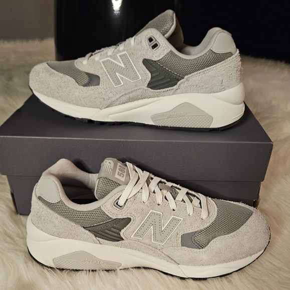 NEW BALANCE 580 - Picture 2 of 5